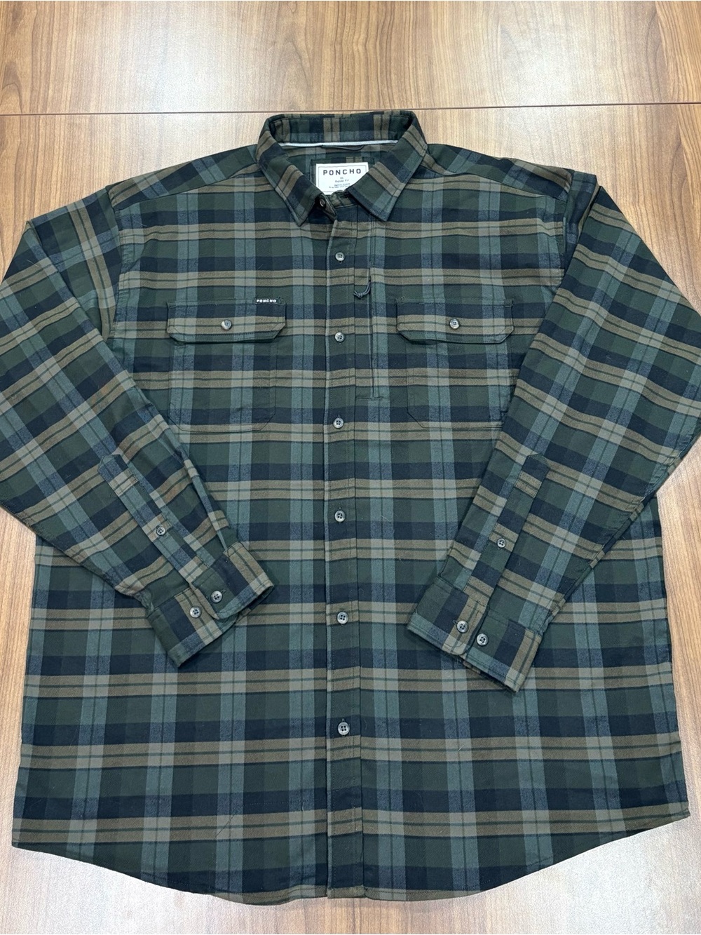 Poncho Outdoors Men's Performance Flannel Shirt XL Regular Fit Green Plaid